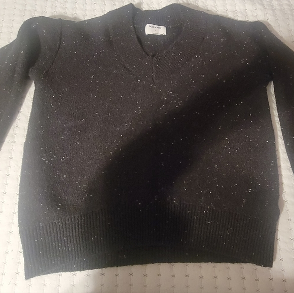 Old Navy Sweater - Picture 1 of 2